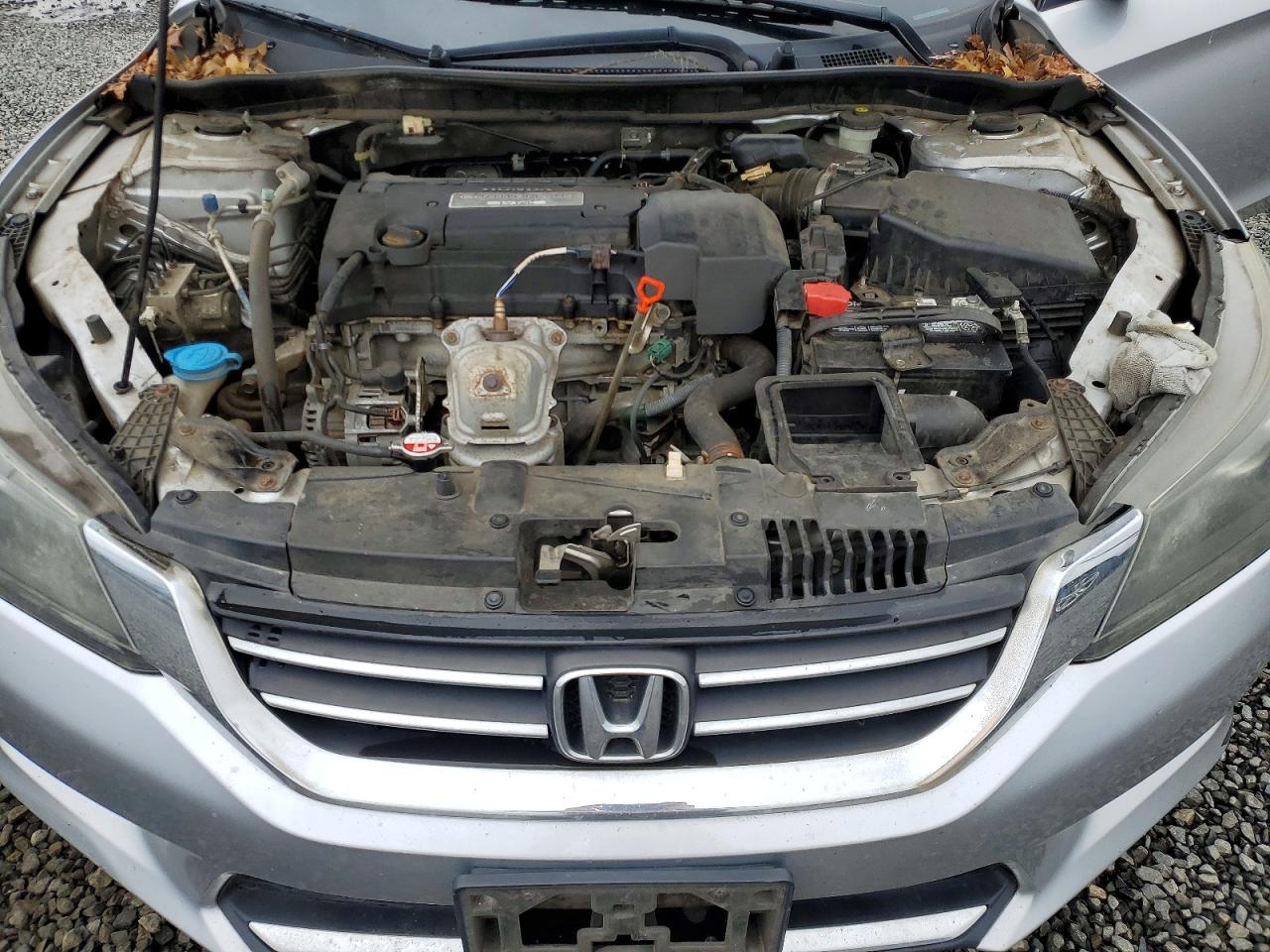 2013 HONDA ACCORD LX photo 21