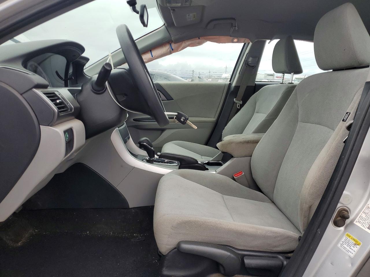 2013 HONDA ACCORD LX photo 13