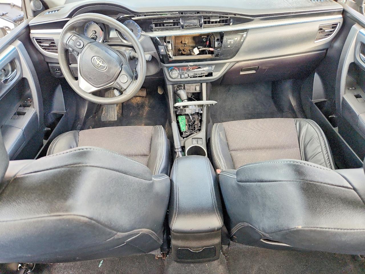 2014 TOYOTA COROLLA S PLUS photo 8