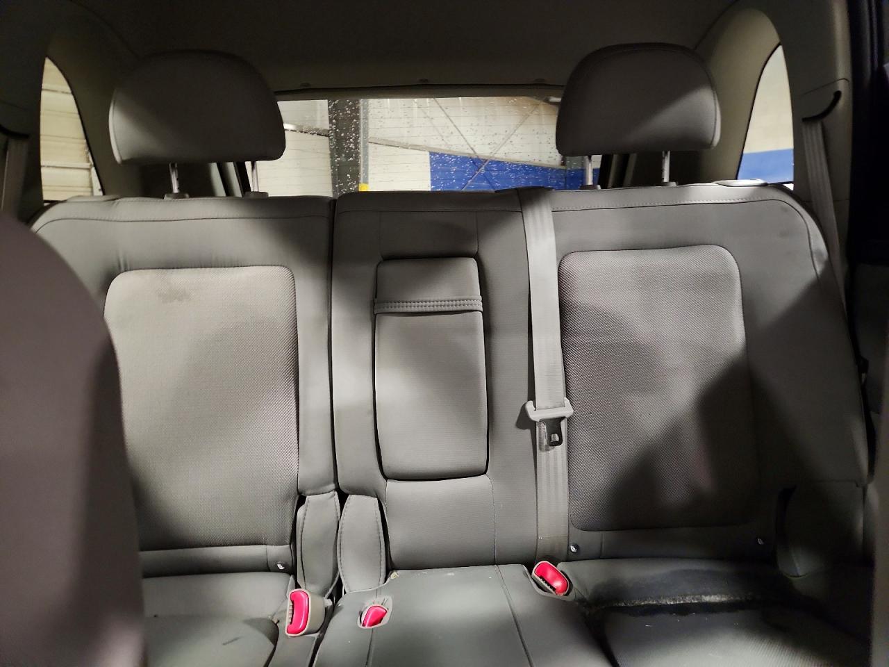 2008 SATURN VUE XE photo 10
