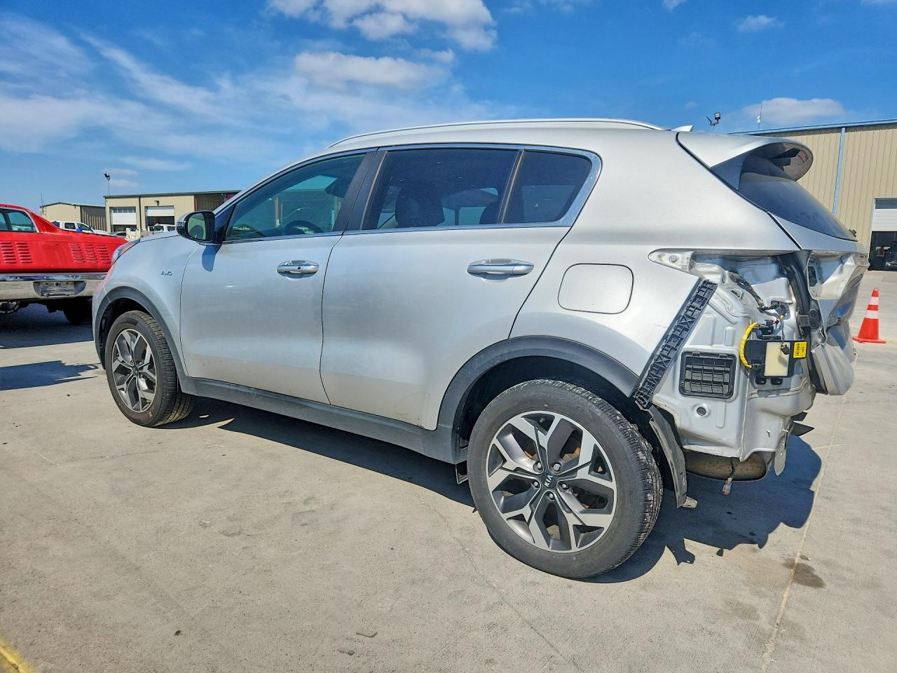 2020 KIA SPORTAGE EX photo 2