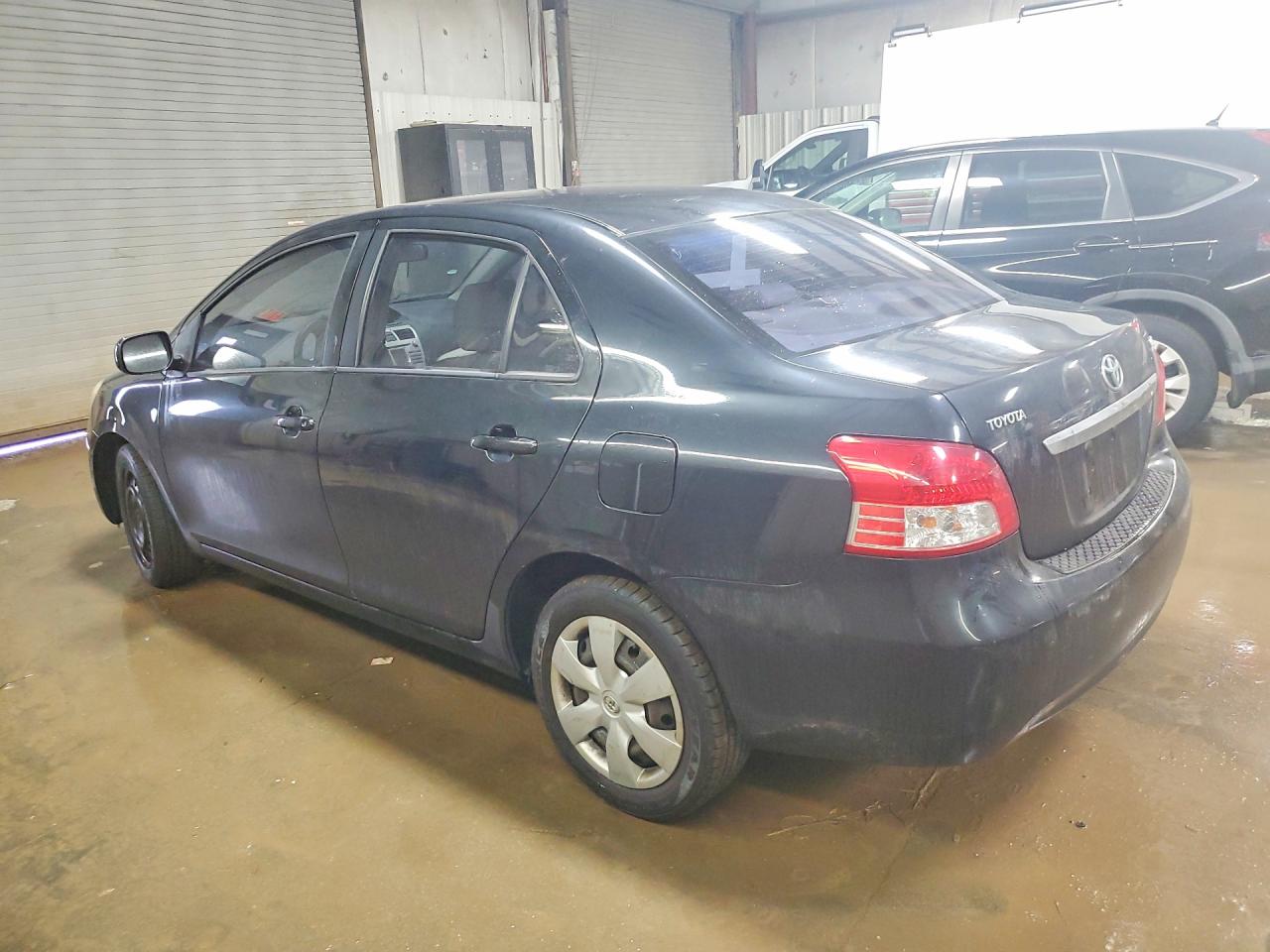 2007 TOYOTA YARIS BASE photo 2