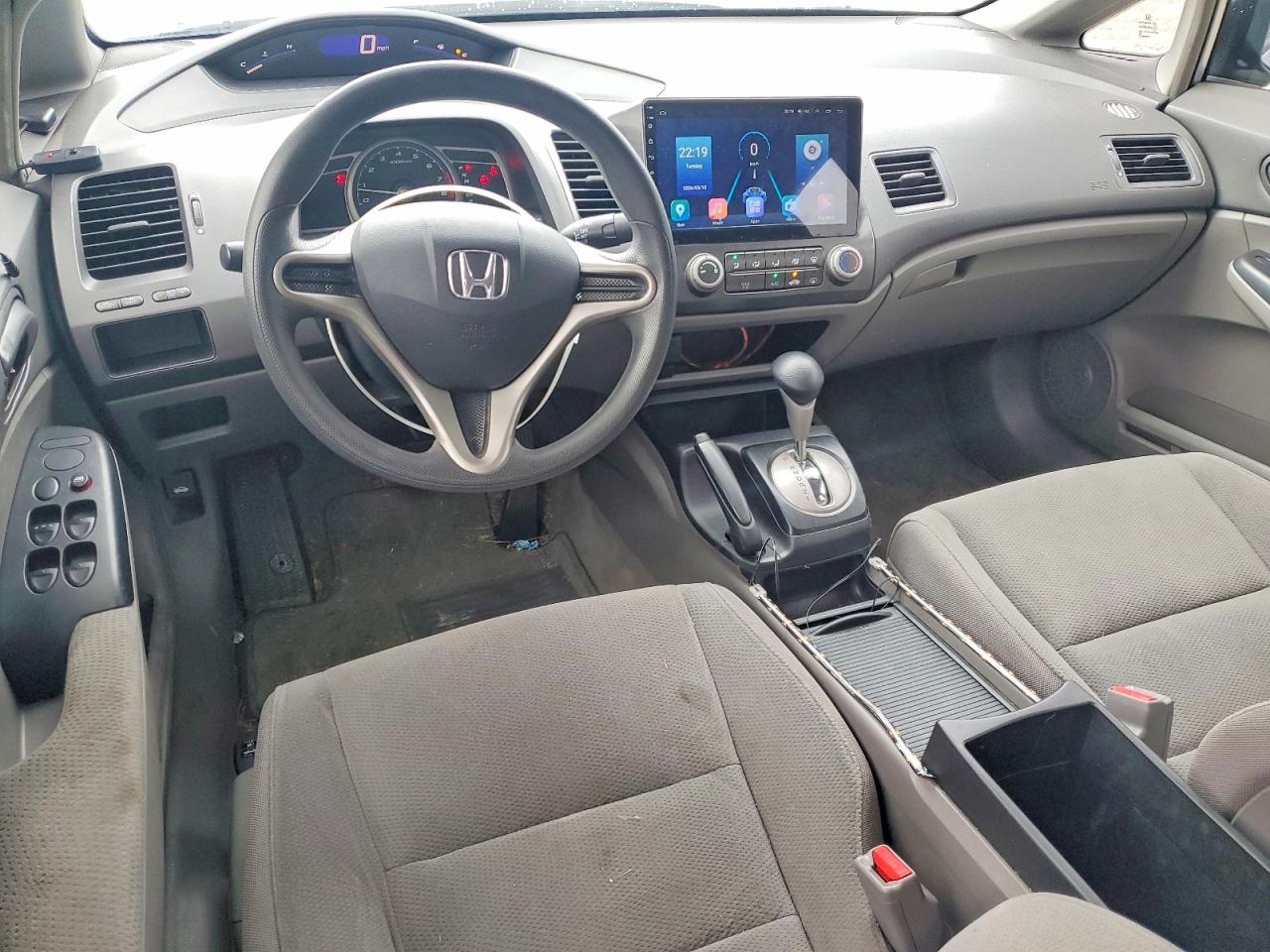 2010 HONDA CIVIC VP photo 8