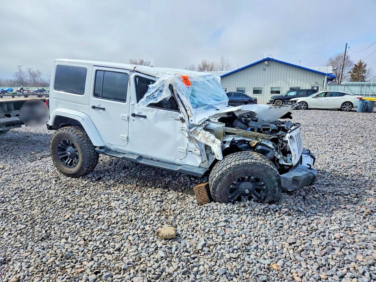 2016 JEEP WRANGLER UNLIMITED SAHARA photo 4