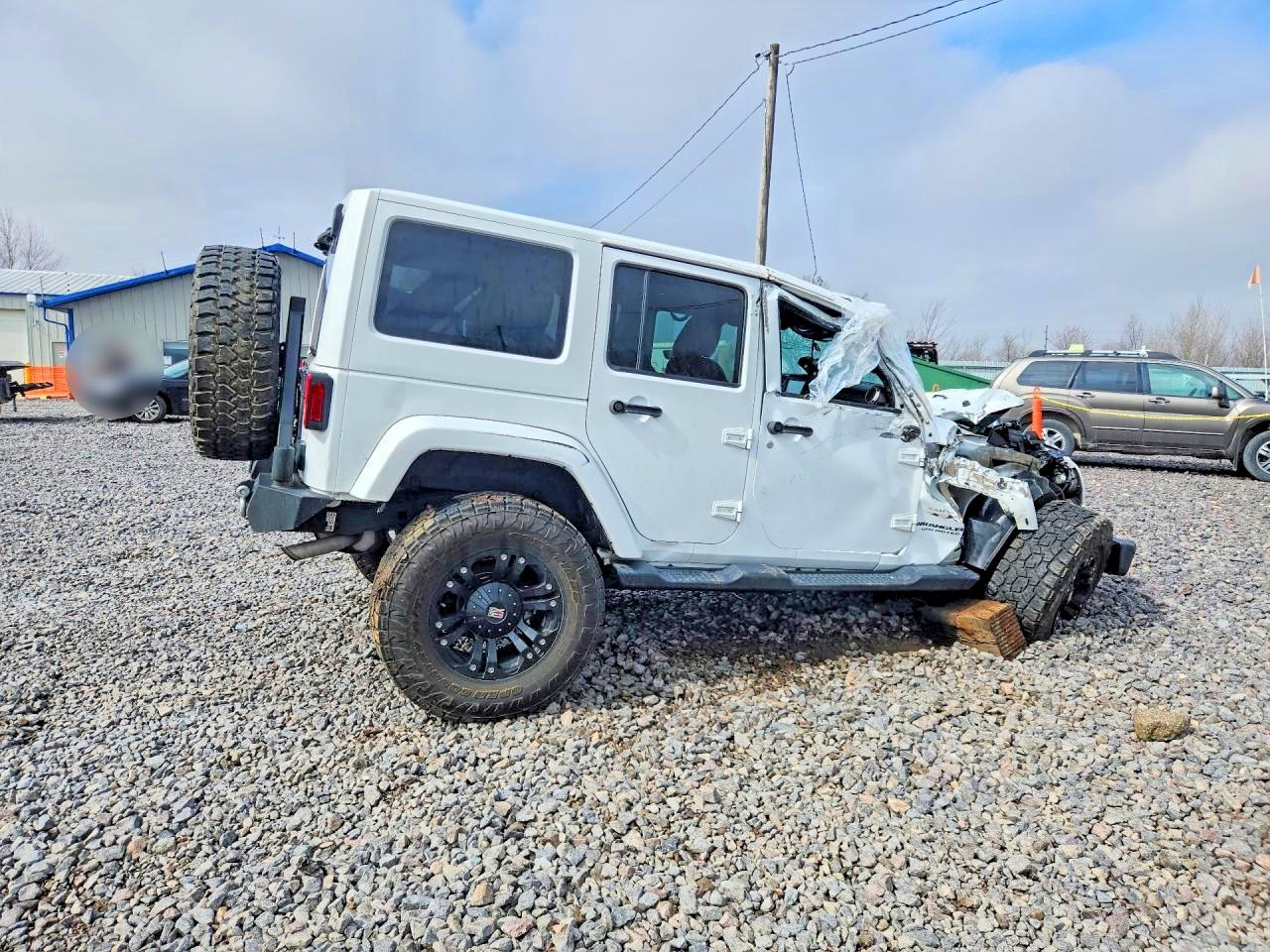 2016 JEEP WRANGLER UNLIMITED SAHARA photo 3