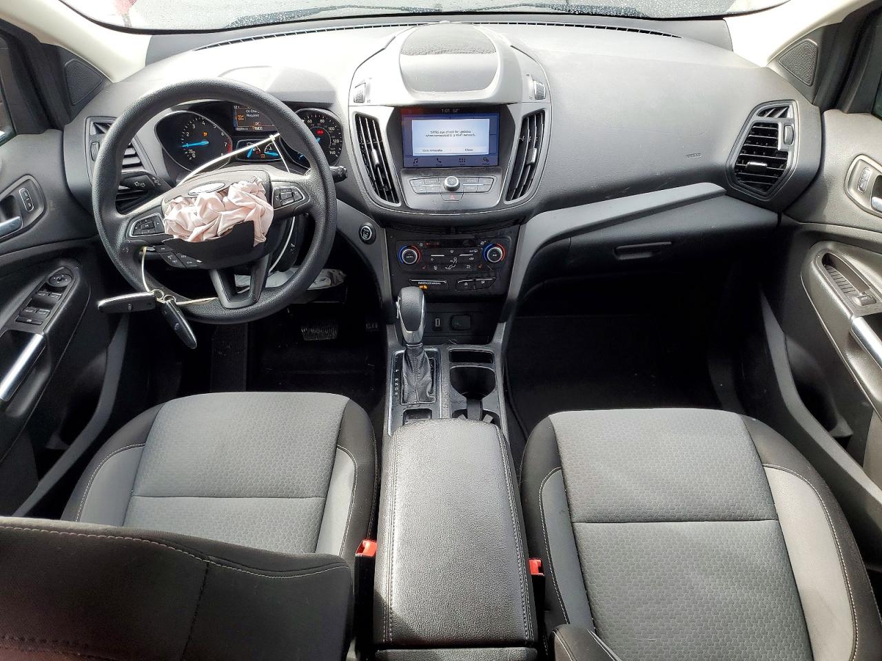 2019 FORD ESCAPE SE photo 8