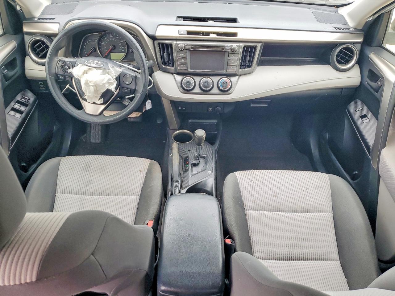 2013 TOYOTA RAV4 LE photo 15
