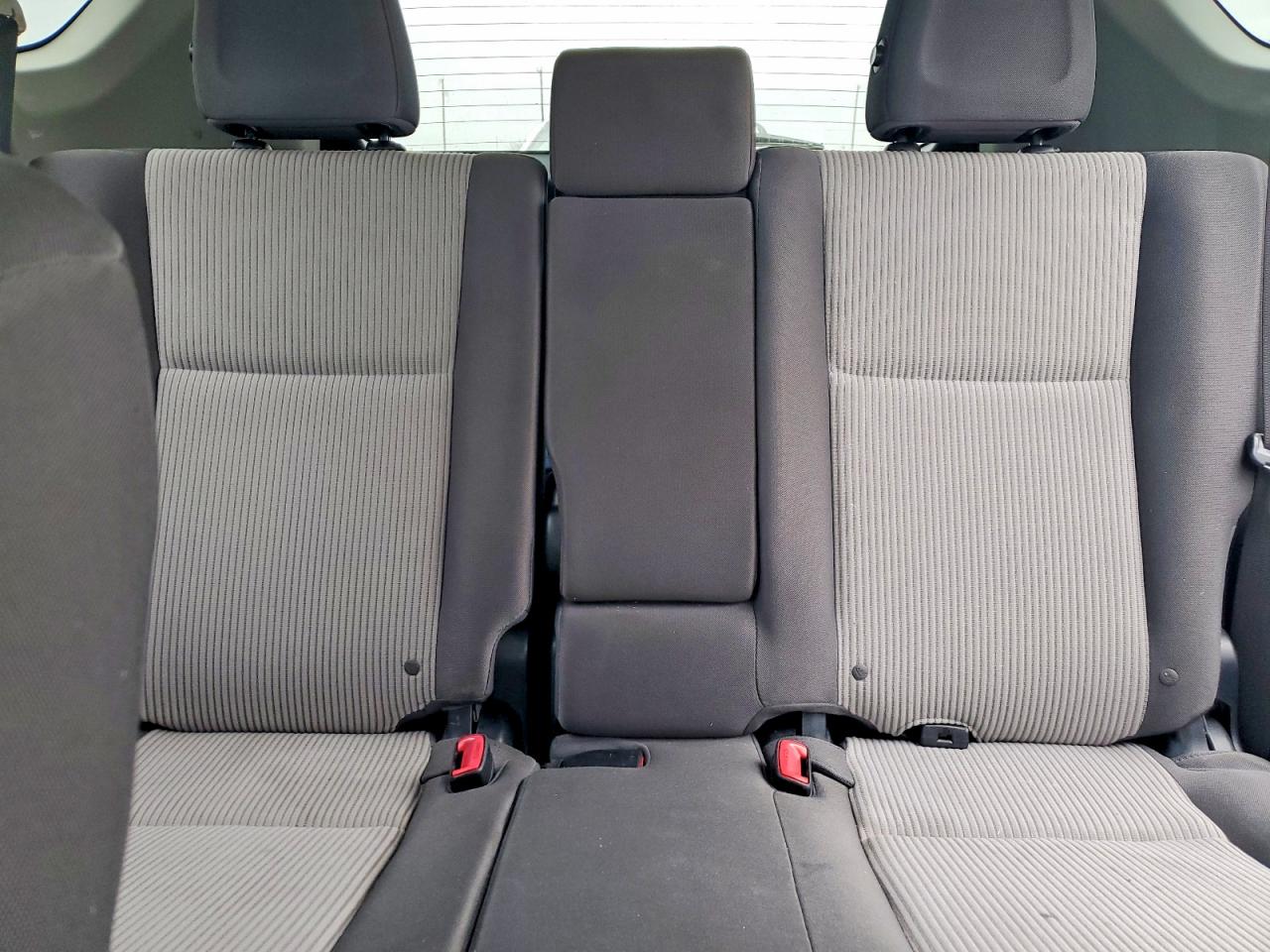 2013 TOYOTA RAV4 LE photo 19