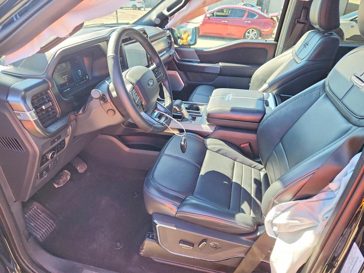 2025 FORD F150 PLATINUM photo 13