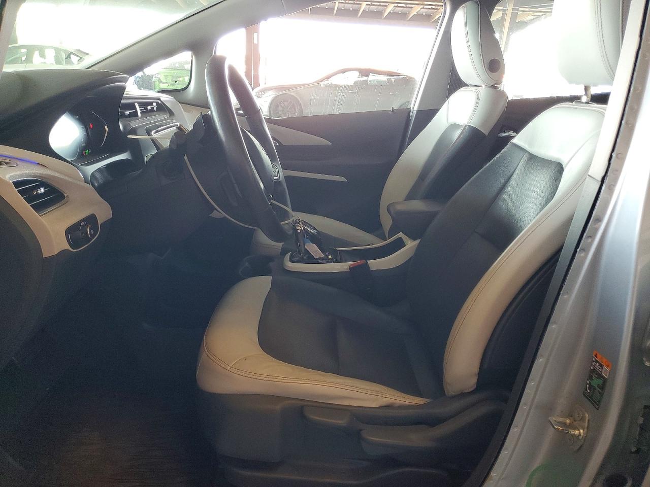 2017 CHEVROLET BOLT EV PREMIER photo 13