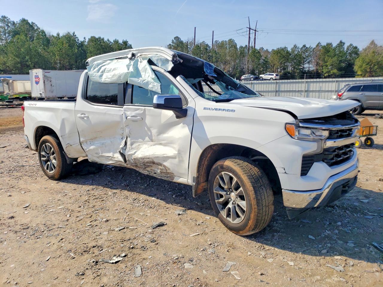 2024 CHEVROLET SILVERADO K1500 LT photo 10