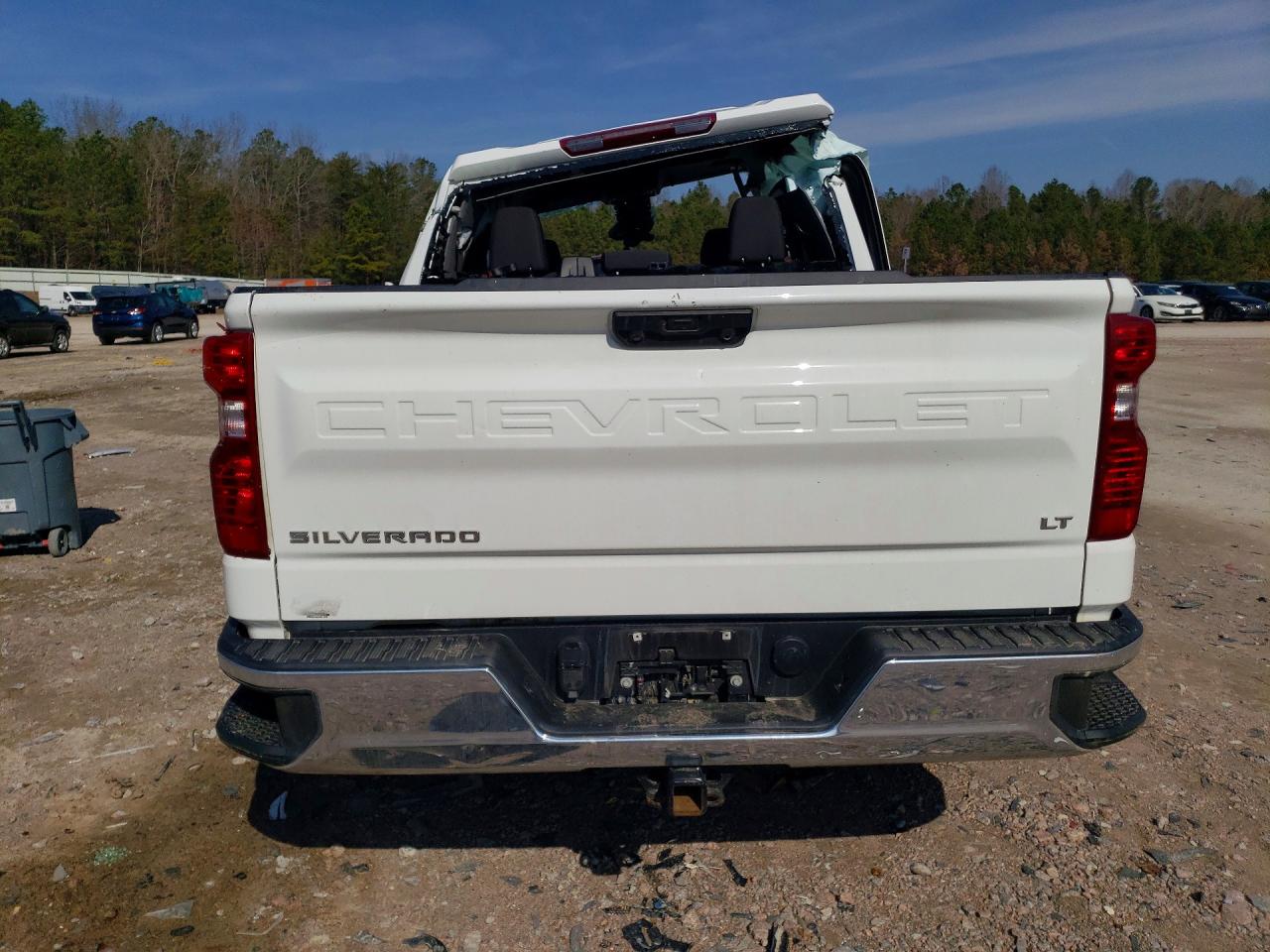 2024 CHEVROLET SILVERADO K1500 LT photo 16