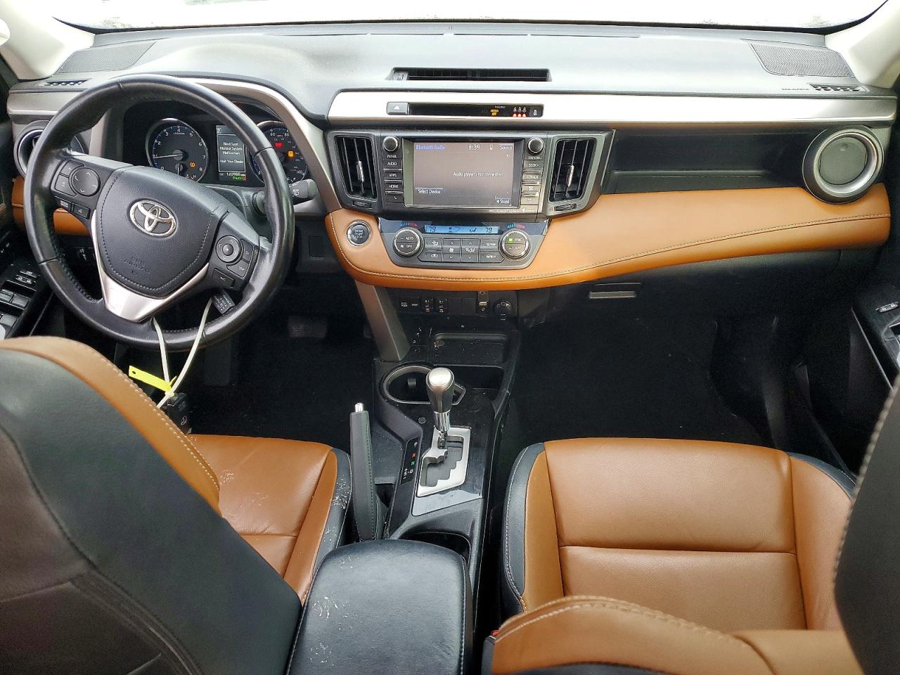 2017 TOYOTA RAV4 LIMITED photo 8