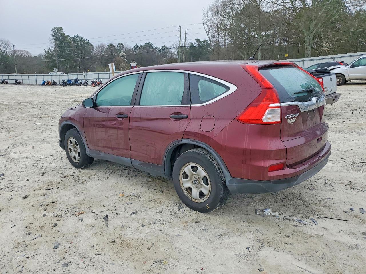 2015 HONDA CR-V LX photo 2