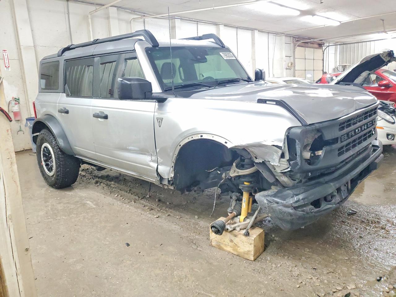 2023 FORD BRONCO BASE photo 4