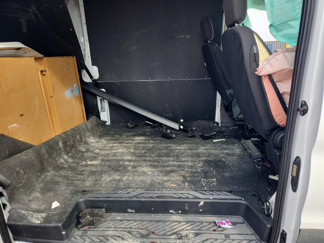 2025 FORD TRANSIT 350 HD DELIVERY VAN photo 31