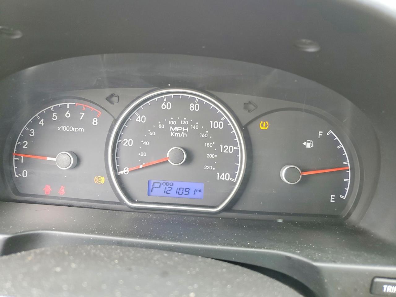 2010 HYUNDAI ELANTRA GLS photo 25