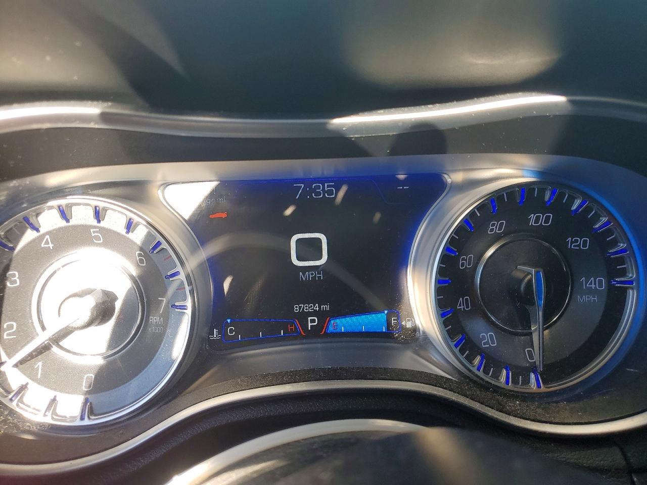 2018 CHRYSLER 300 TOURING photo 9