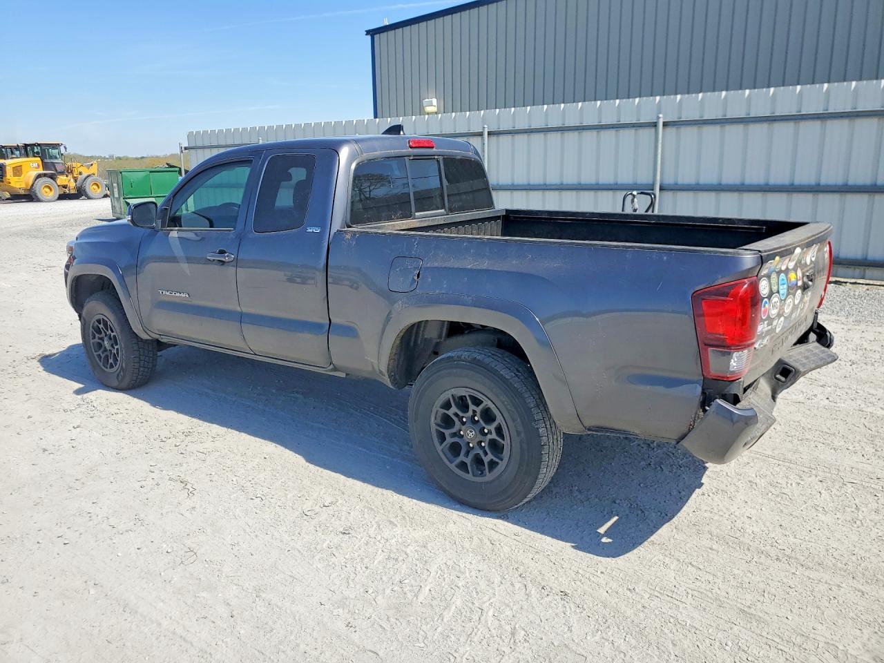 2022 TOYOTA TACOMA SR5 V6 photo 3