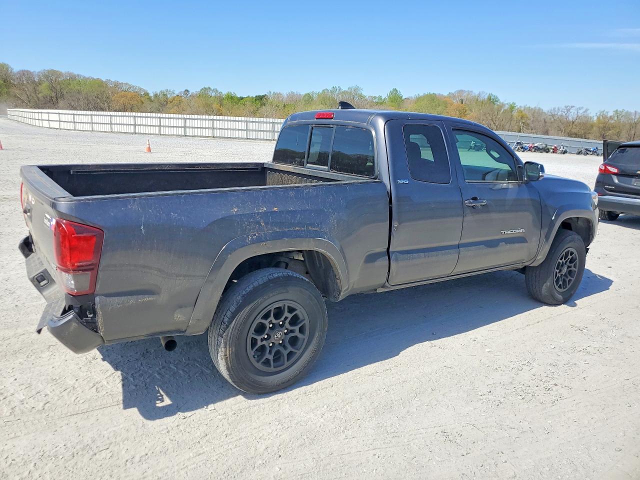 2022 TOYOTA TACOMA SR5 V6 photo 5