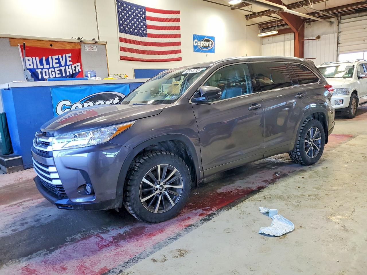 2018 TOYOTA HIGHLANDER