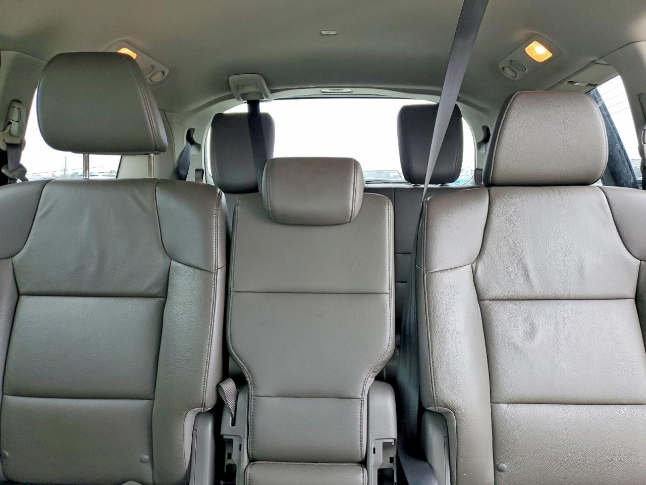 2016 HONDA ODYSSEY TOURING photo 28