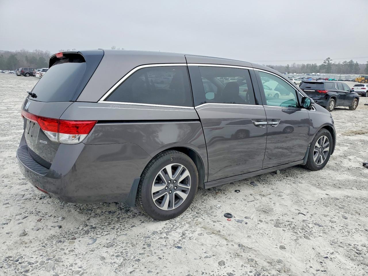 2016 HONDA ODYSSEY TOURING photo 7