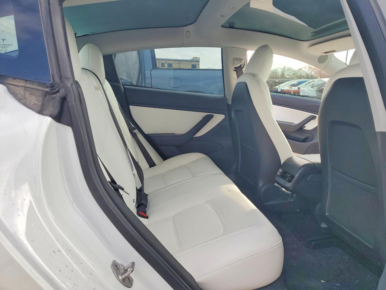 2018 TESLA MODEL 3 photo 28