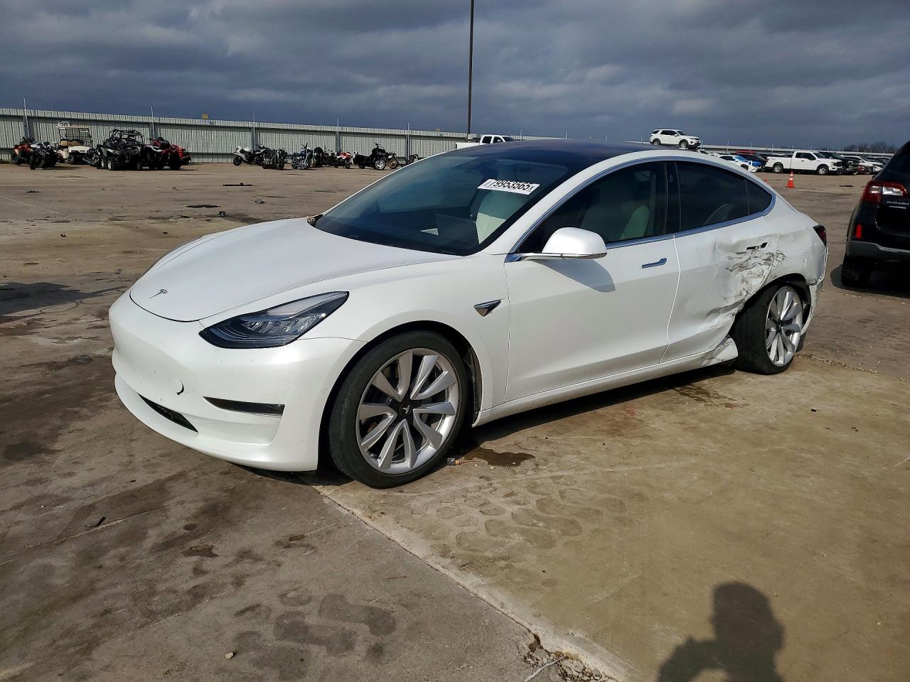2018 TESLA MODEL 3