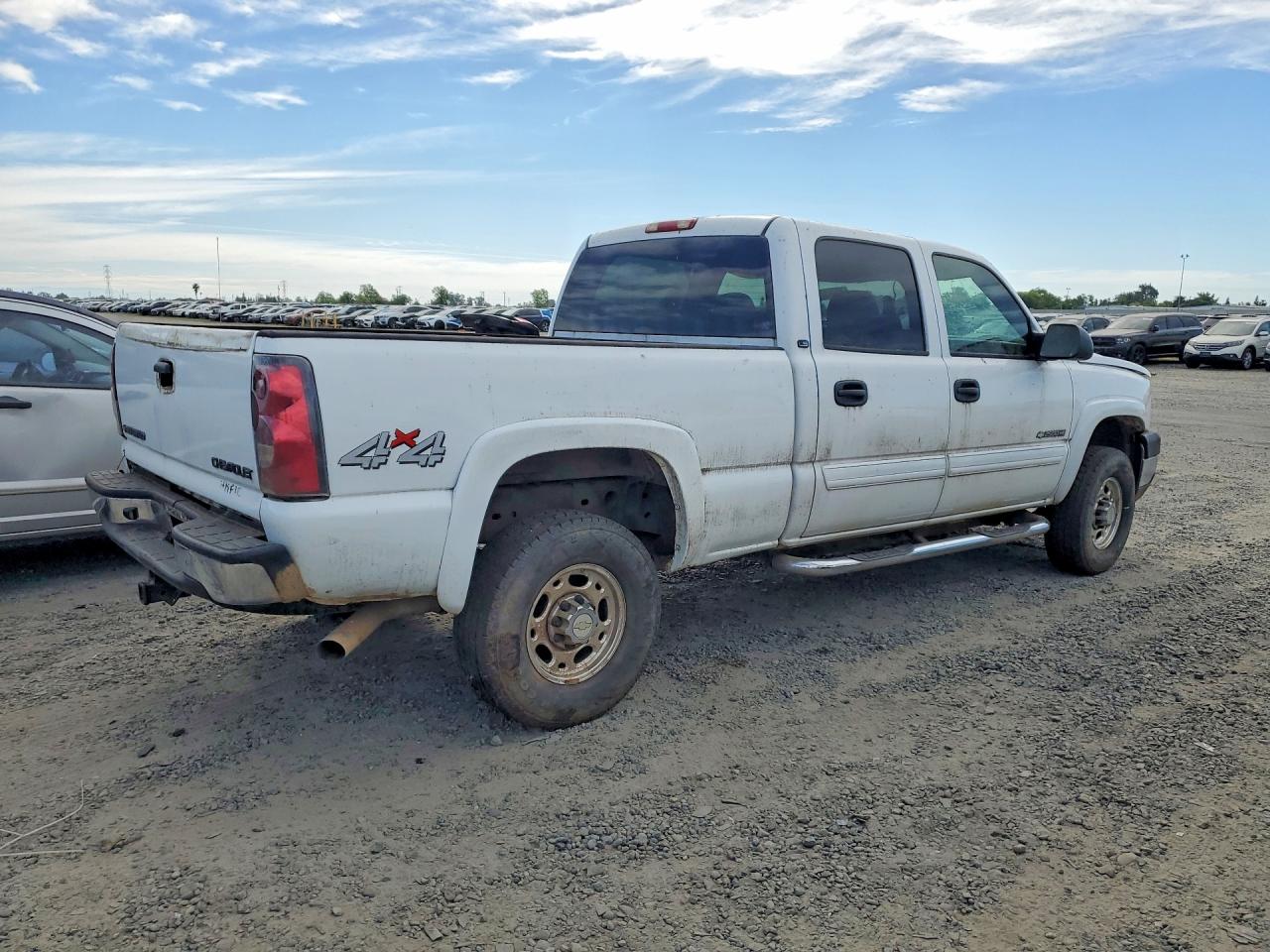 2005 CHEVROLET SILVERADO K2500 HEAVY DUTY photo 3
