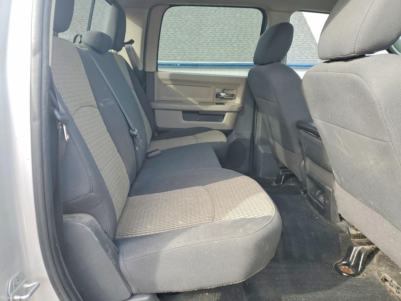 2011 DODGE RAM 1500 photo 28