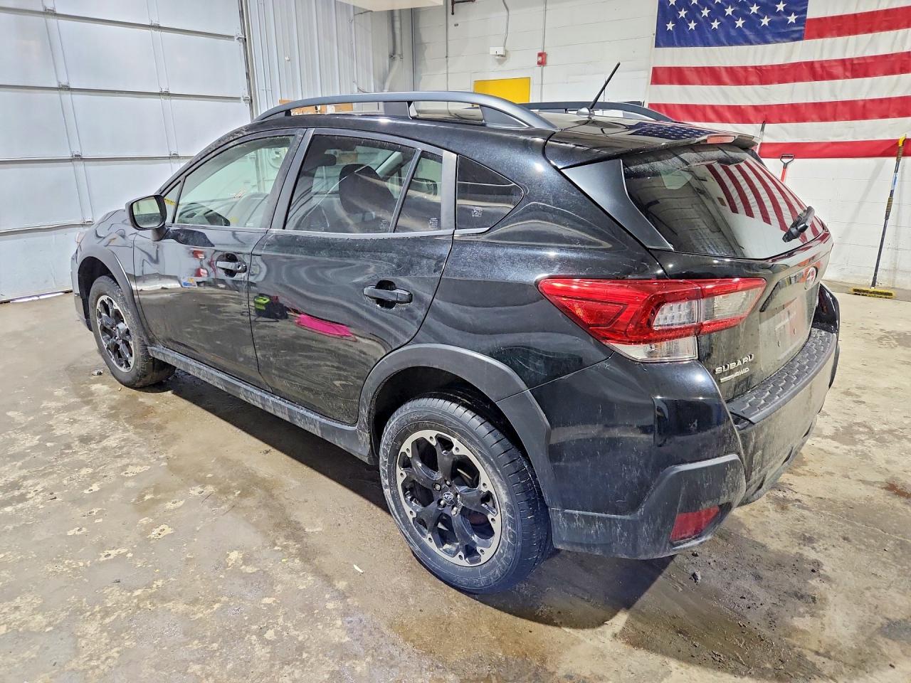 2023 SUBARU CROSSTREK photo 3