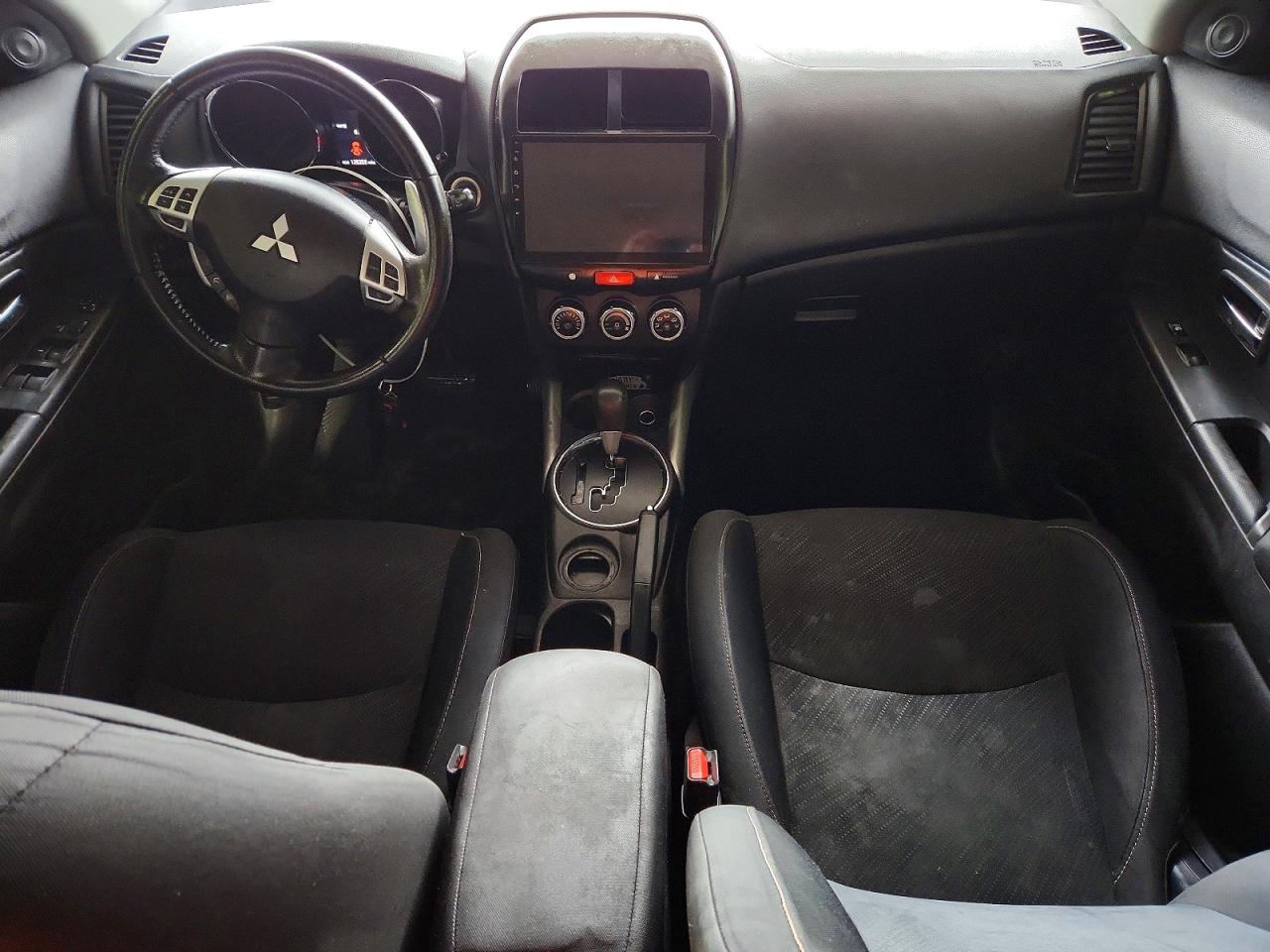 2013 MITSUBISHI OUTLANDER photo 8
