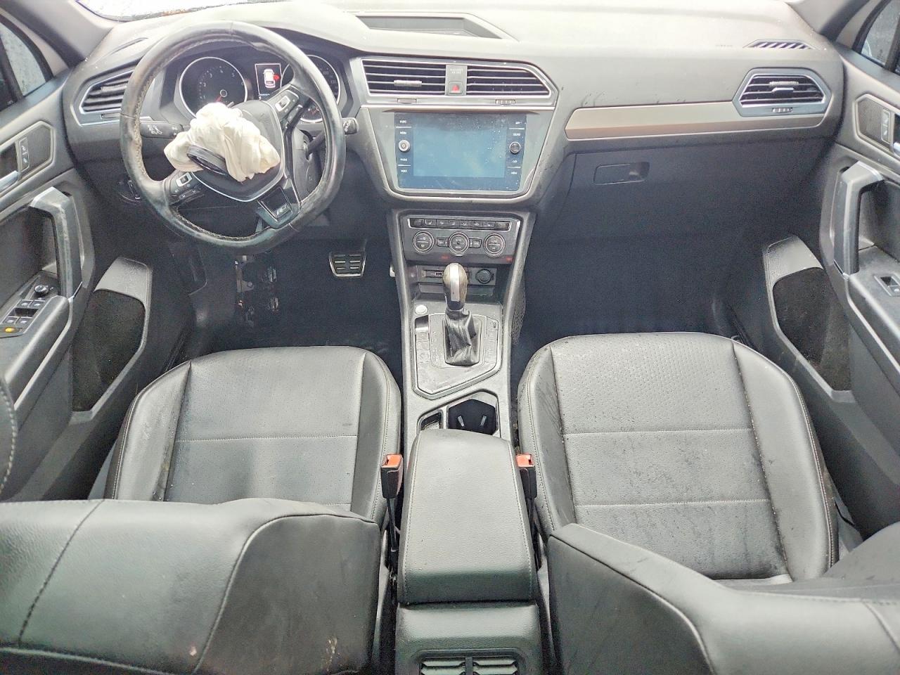 2020 VOLKSWAGEN TIGUAN SE photo 15