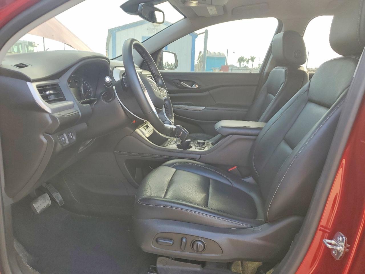 2023 GMC ACADIA SLT photo 7