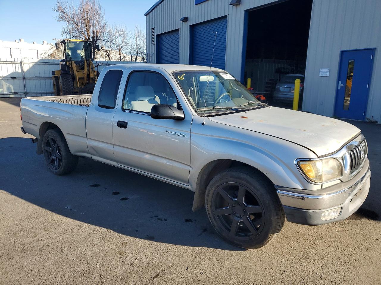 2002 TOYOTA TACOMA BASE photo 7