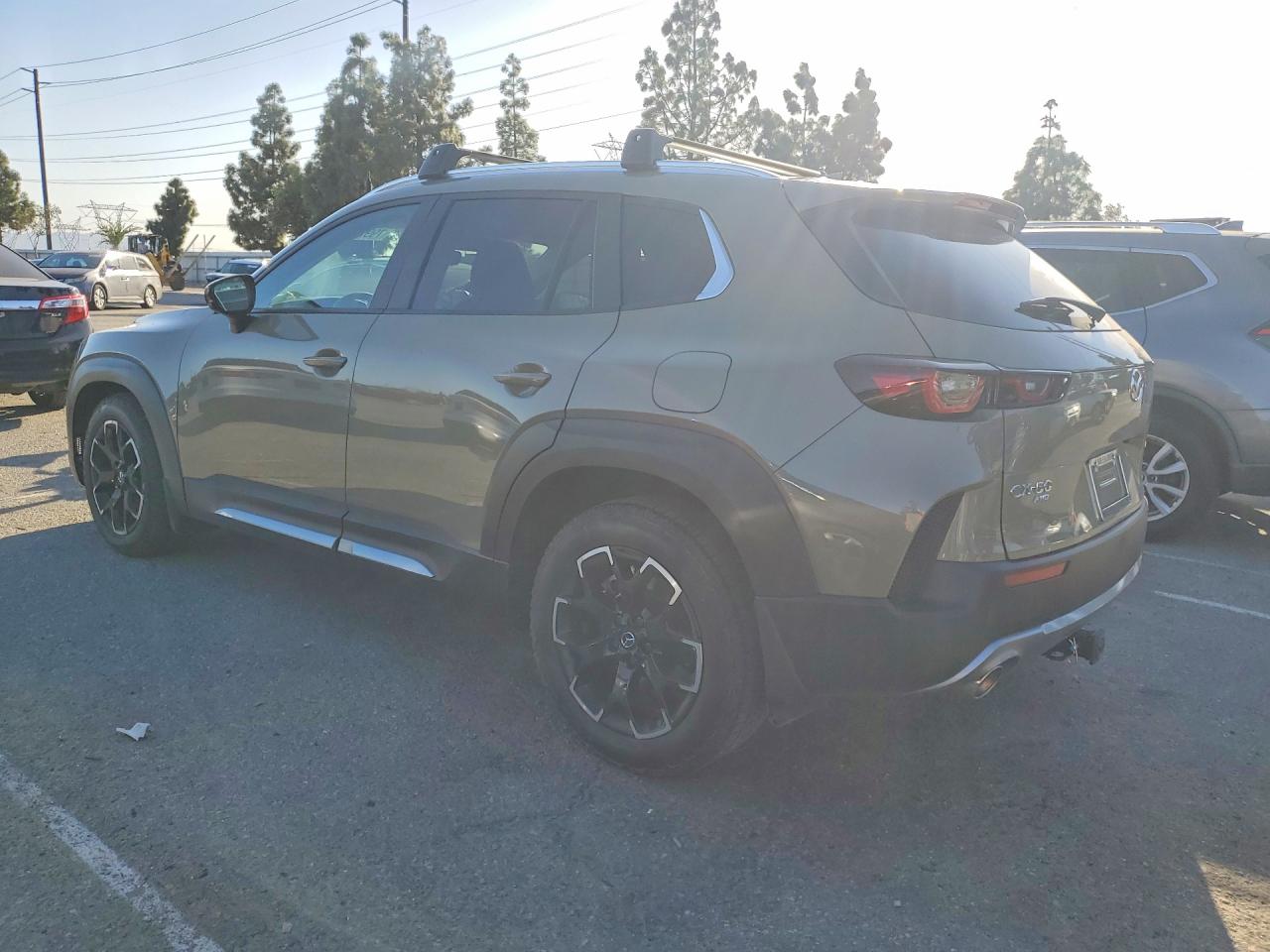 2025 MAZDA CX-50 BASE photo 3
