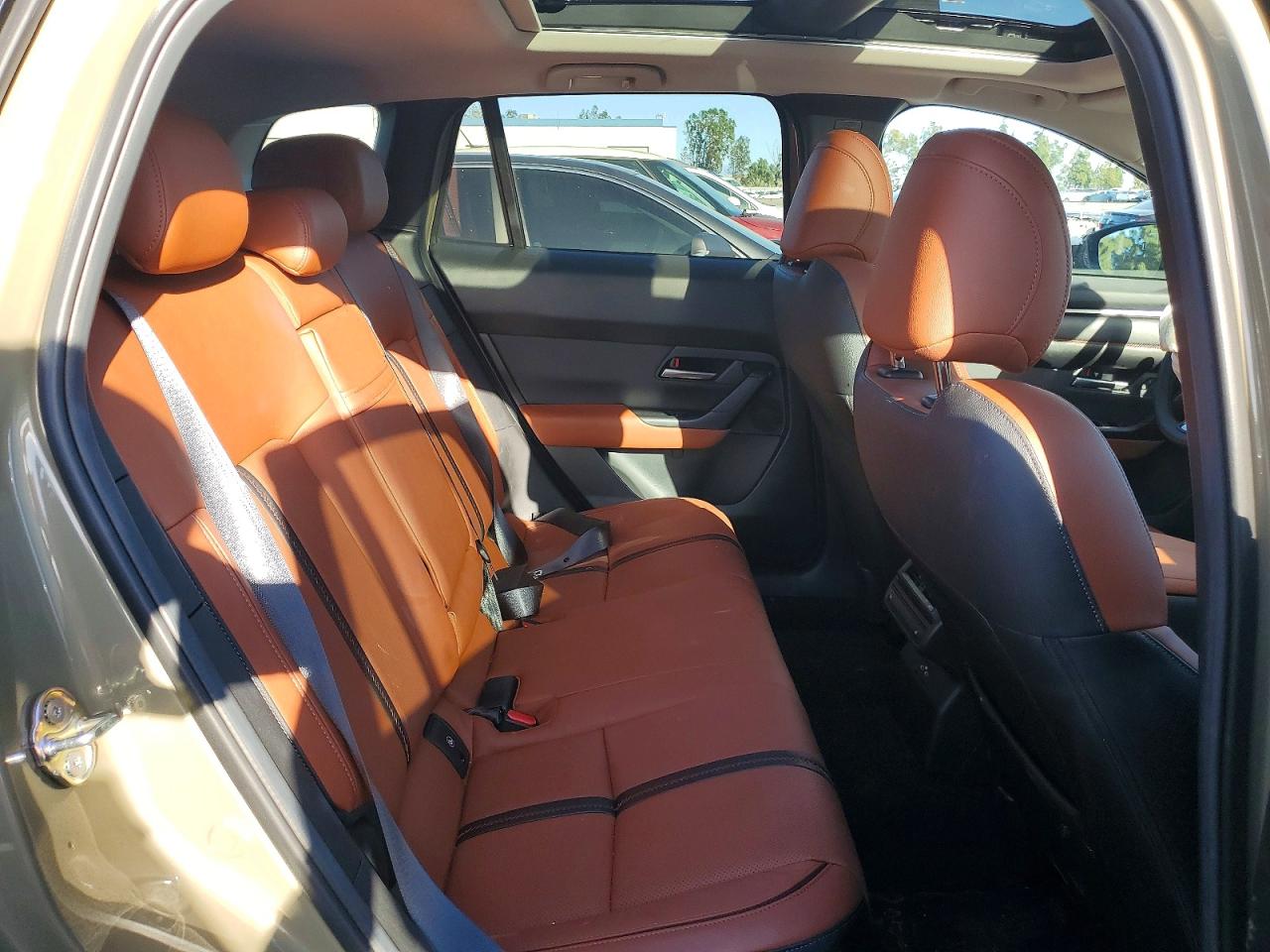 2025 MAZDA CX-50 BASE photo 19