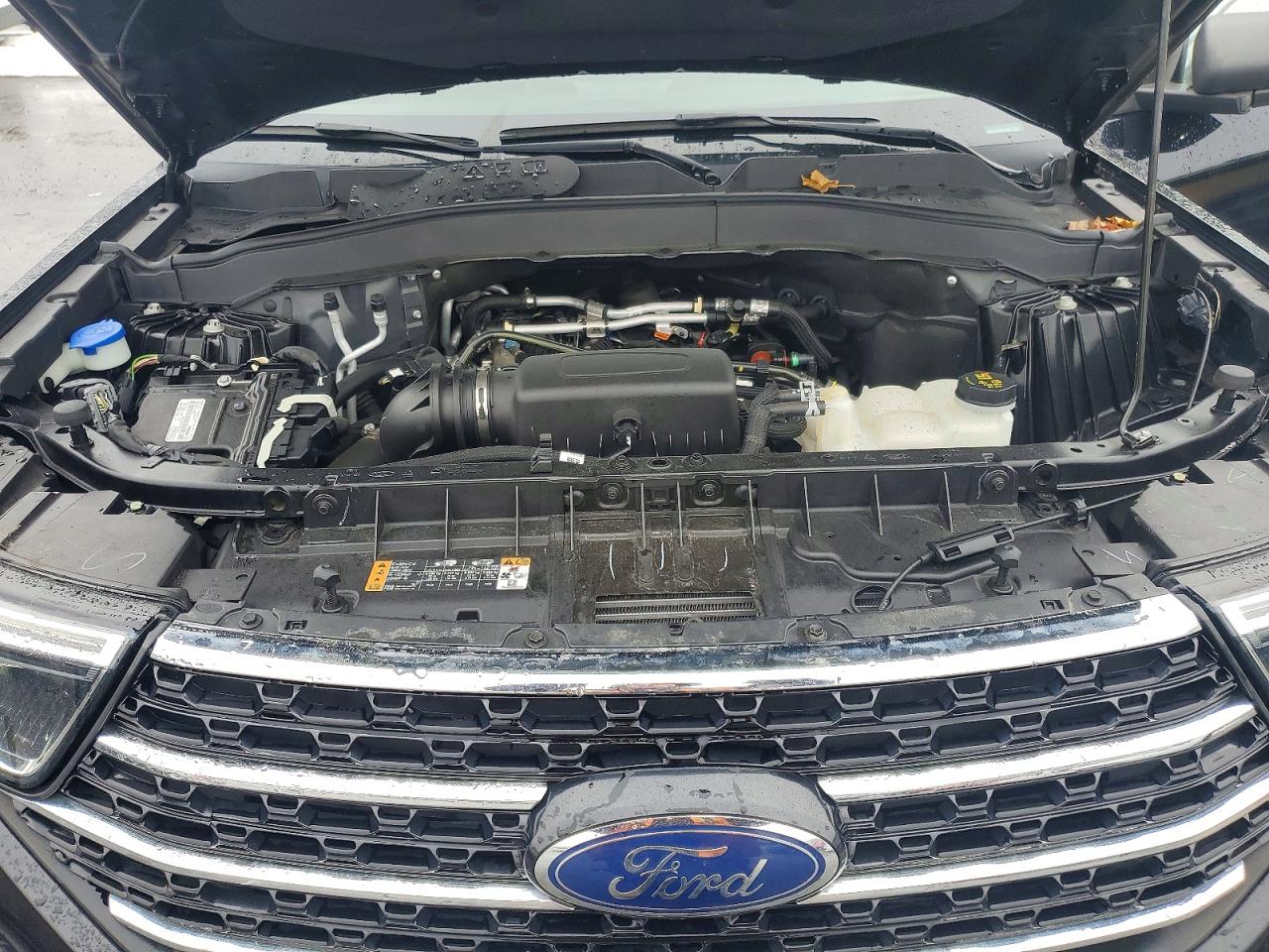 2021 FORD EXPLORER XLT photo 12