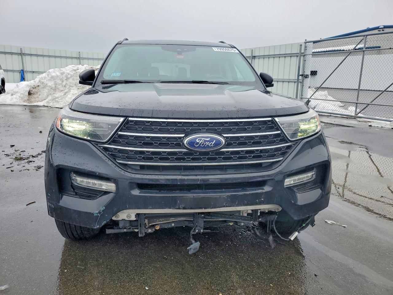 2021 FORD EXPLORER XLT photo 5