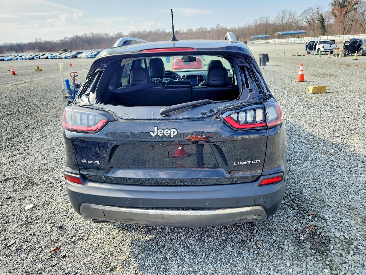 2019 JEEP CHEROKEE LIMITED photo 6