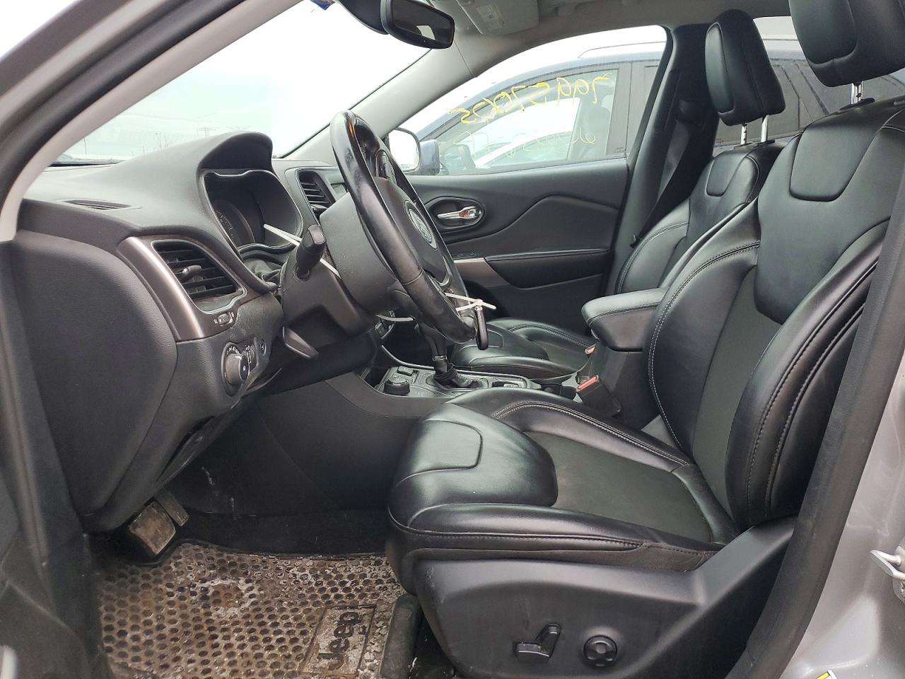2019 JEEP CHEROKEE LATITUDE PLUS photo 7