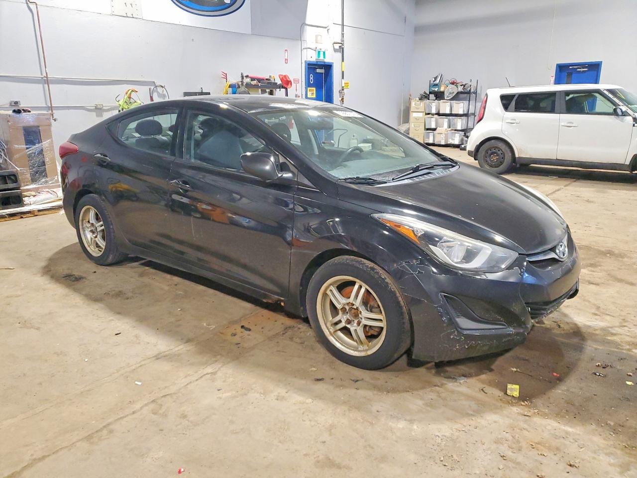 2015 HYUNDAI ELANTRA SE photo 4