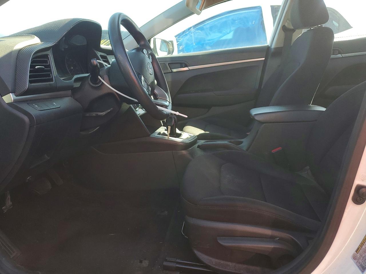 2019 HYUNDAI ELANTRA SE photo 19