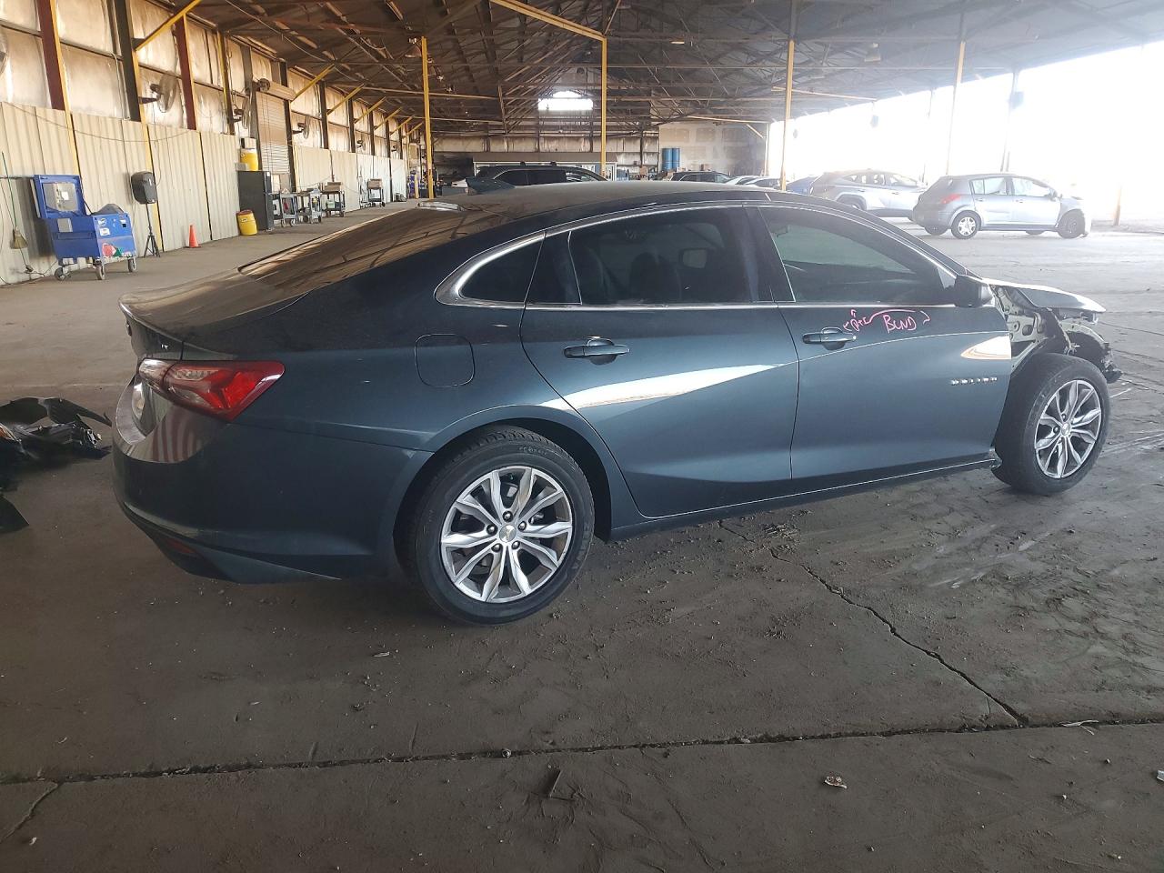 2020 CHEVROLET MALIBU LT photo 3