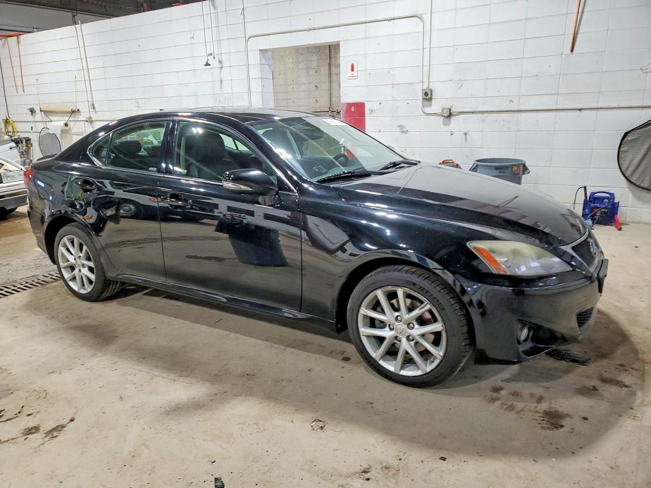 2011 LEXUS IS photo 7