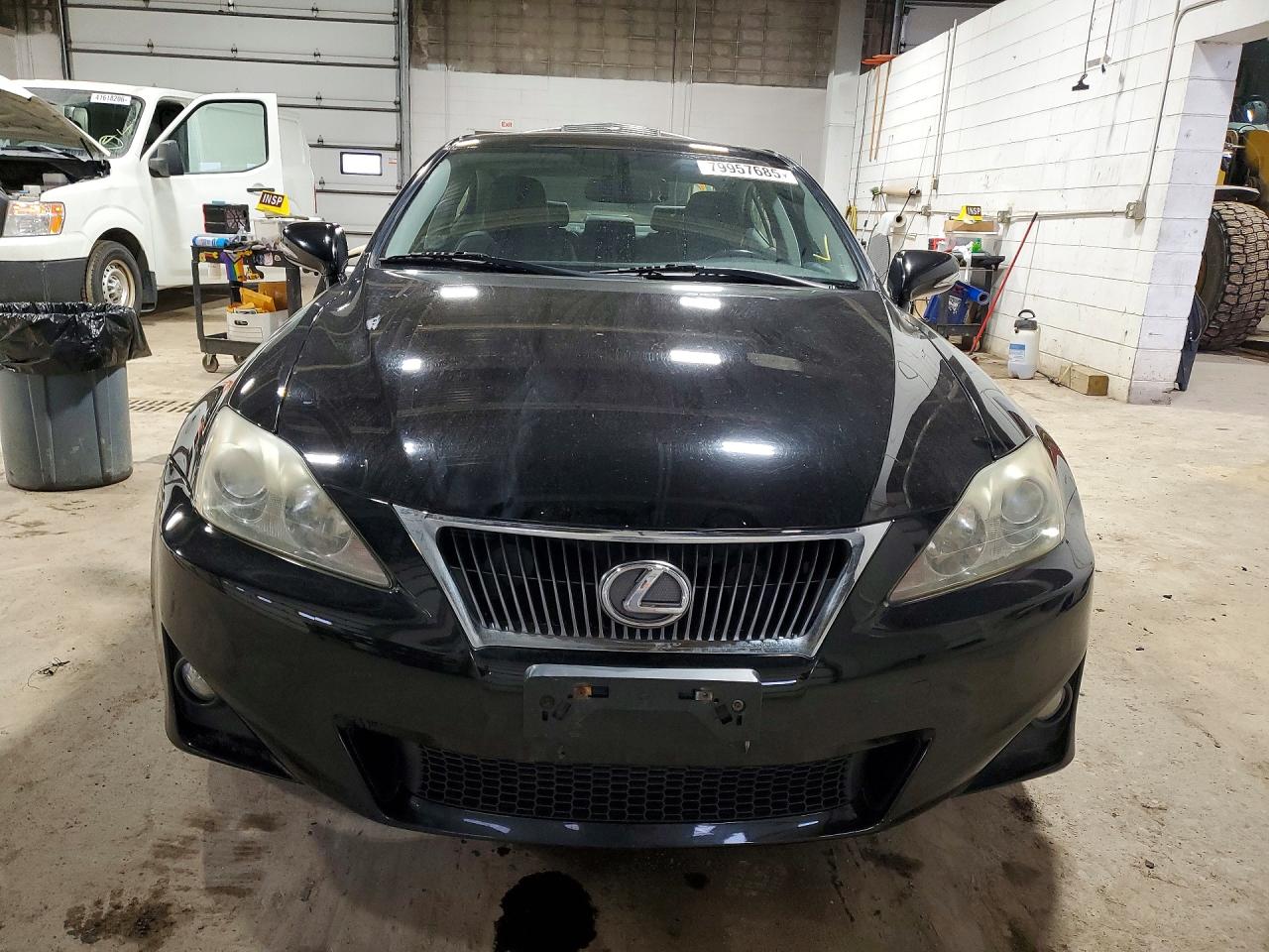 2011 LEXUS IS photo 9