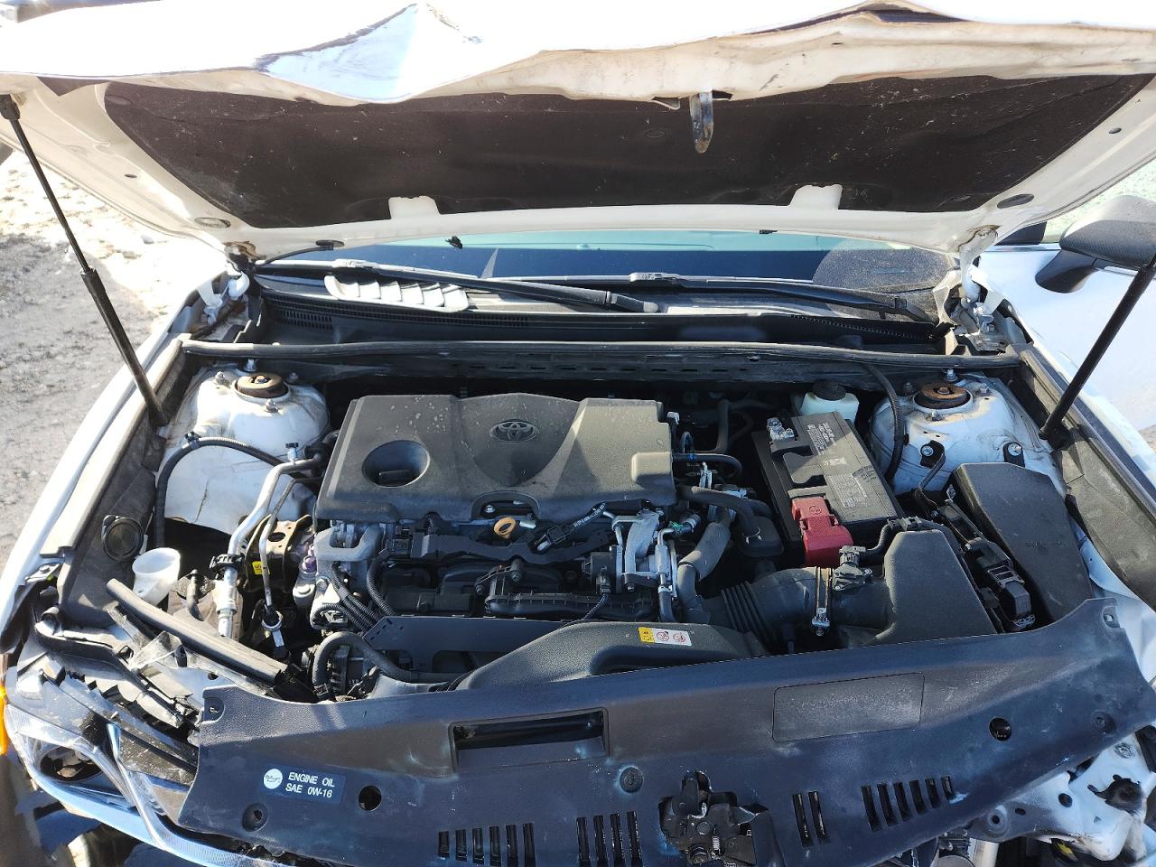 2018 TOYOTA CAMRY LE photo 11