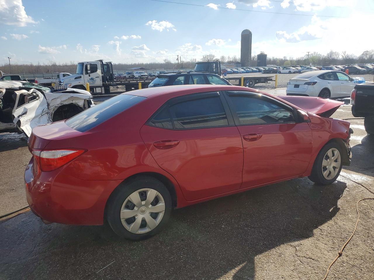 2015 TOYOTA COROLLA LE photo 3