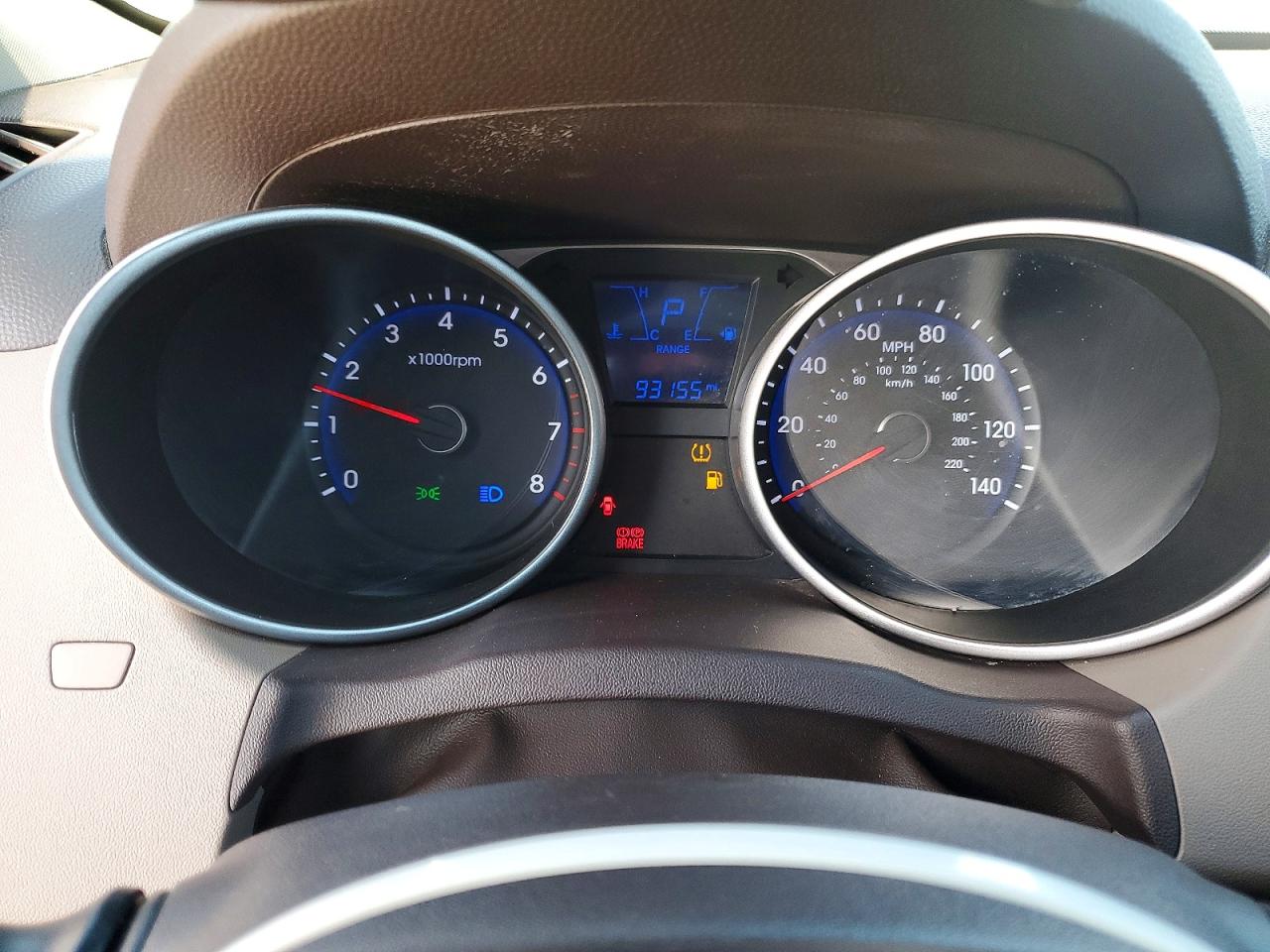 2015 HYUNDAI TUCSON SE photo 25